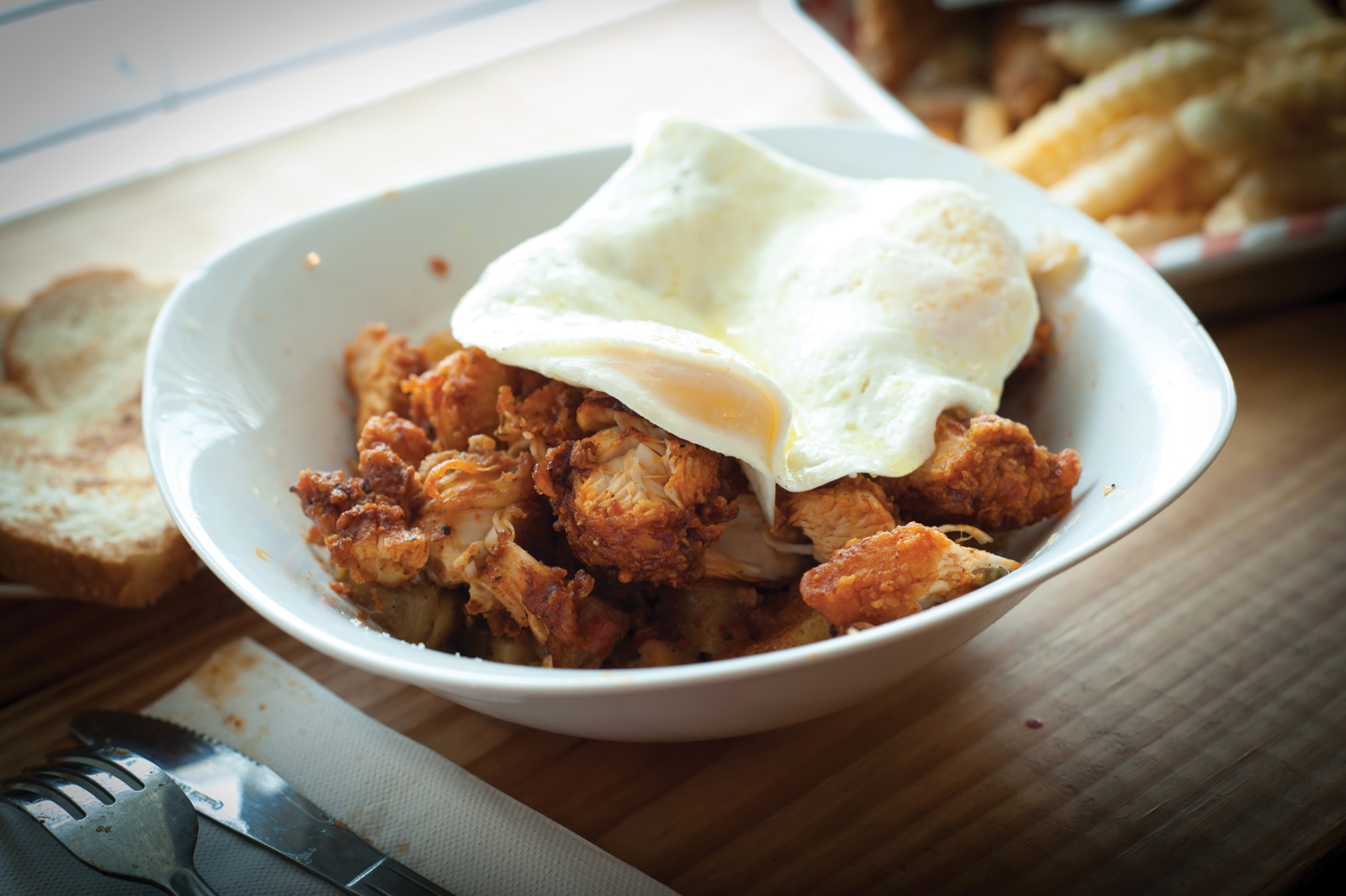 Cheap Eats: Slow Burn Hot Chicken — Hot Chicken Bowl — $9
